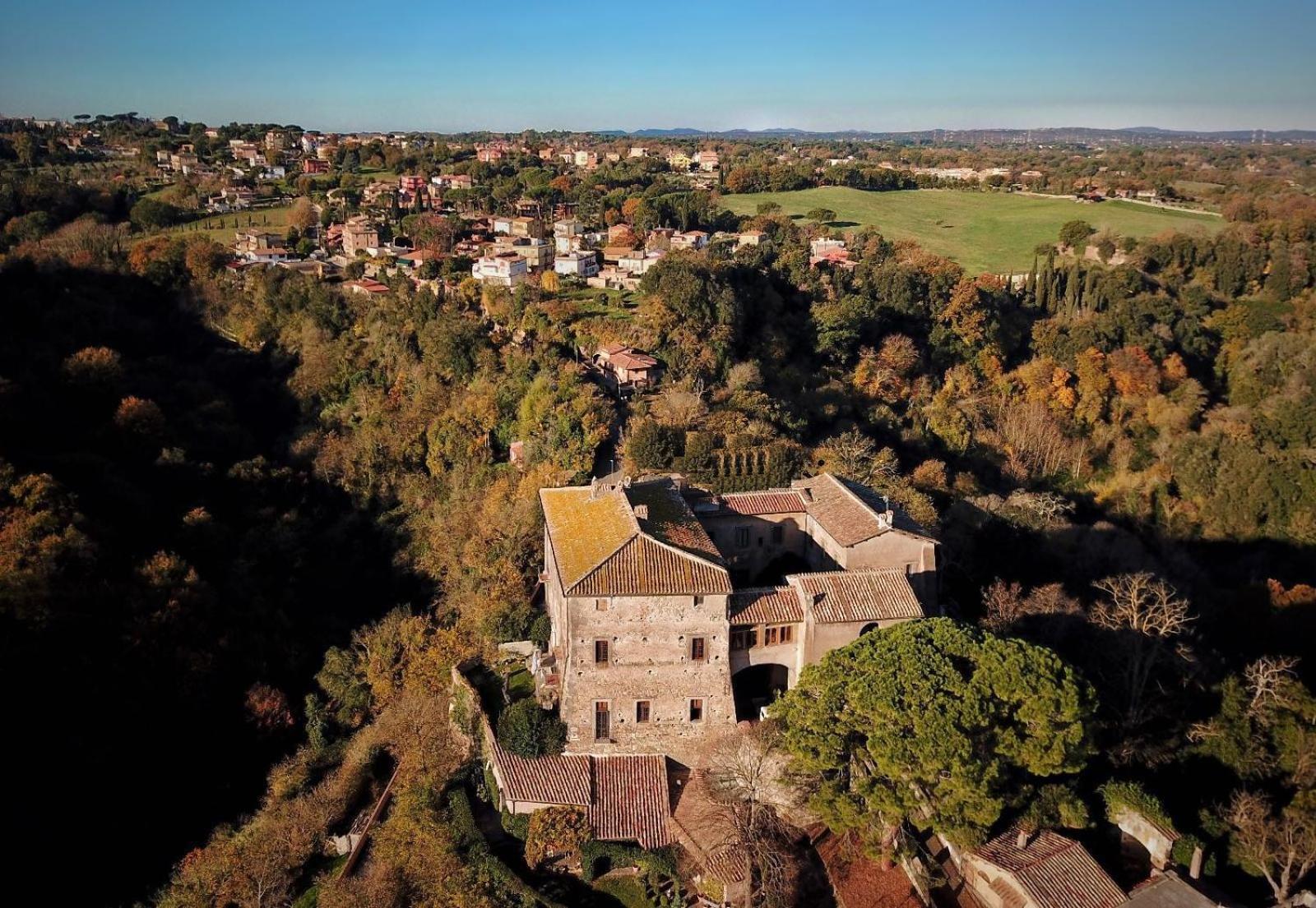 Castello Farnese, Roma, Sulla Via Francigena Rome Exterior photo